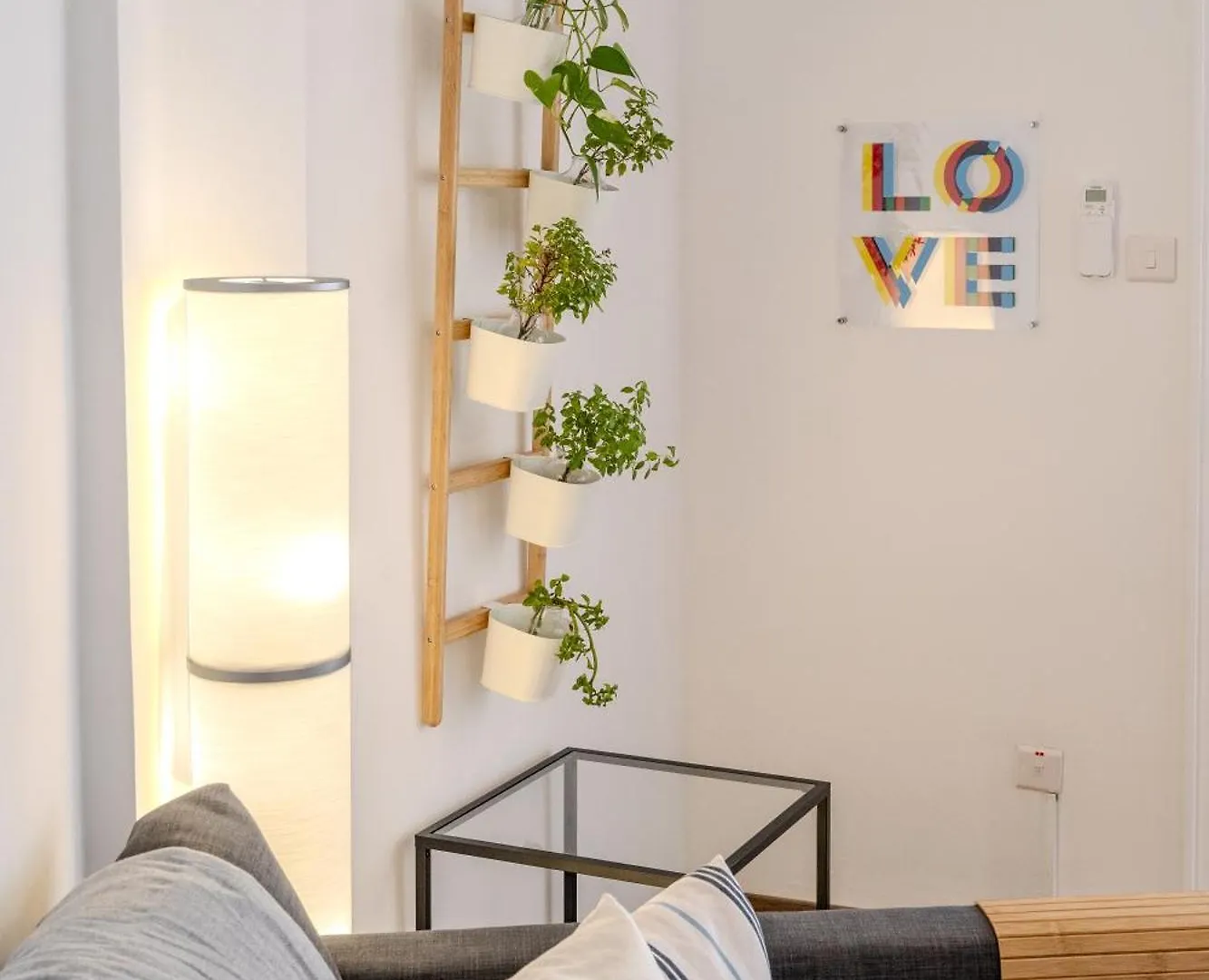 Finikoudes Seaview Vibe 1 Bdr Flat Apartman Lárnaka